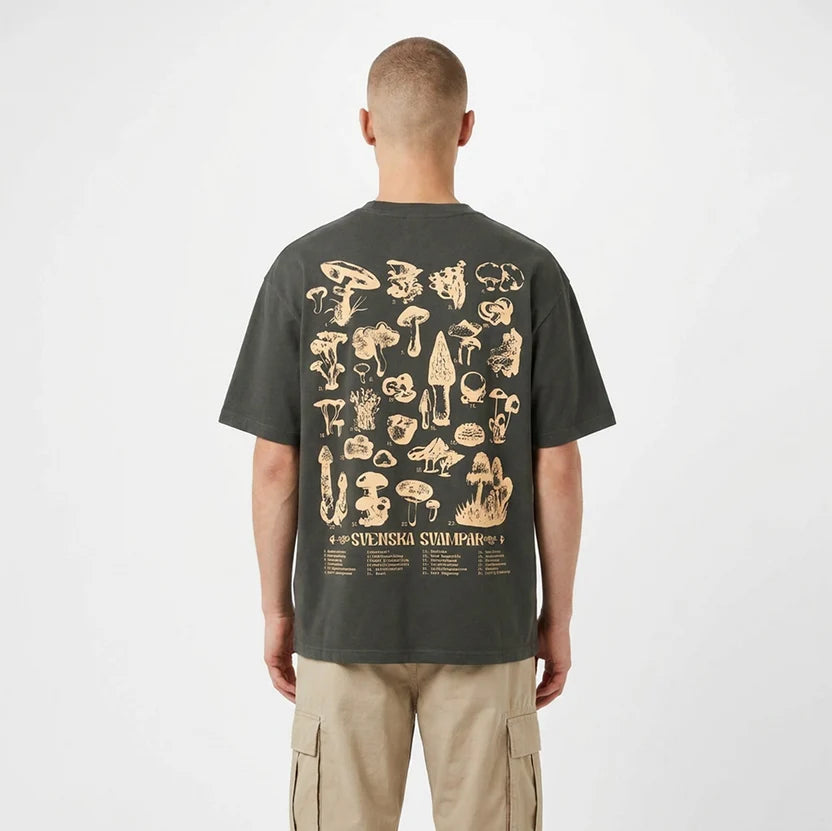 BETZY - ”Svenska svampar” - T-Shirt