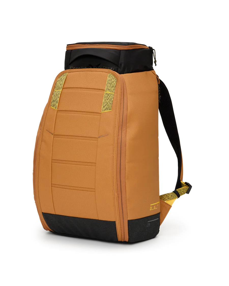 DB - Hugger Backpack 25L - Acc