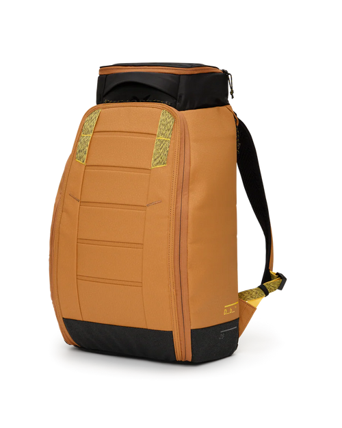 DB - Hugger Backpack 25L - Acc